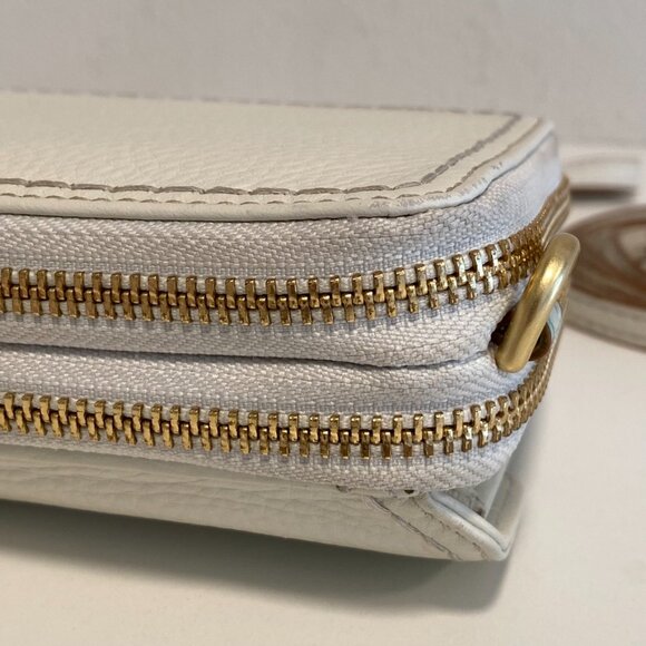 VERA BRADLEY  "Mallory"  White Leather All-In-One RFID Crossbody Bag Or Wristlet - Picture 6 of 14